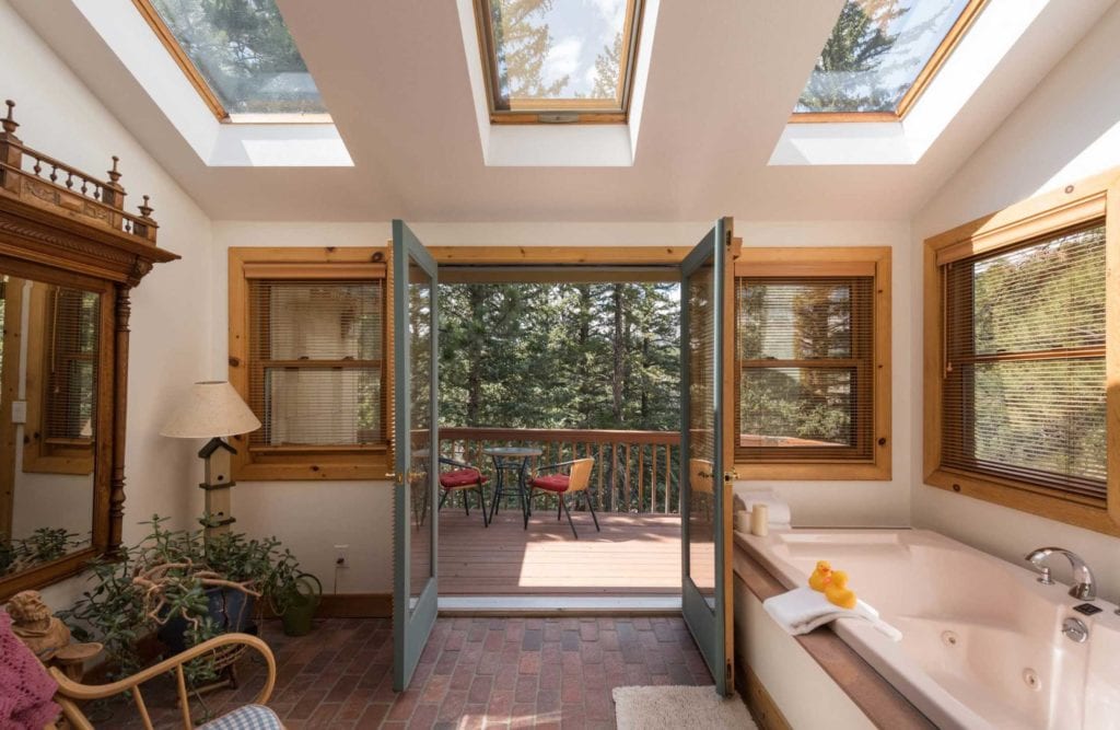 Wood Nymph patio and tub